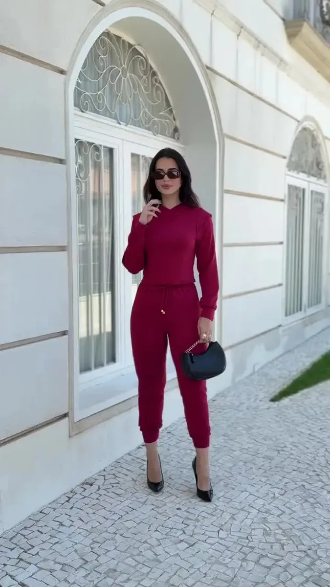 Conjunto 2 Peças Moletinho Calça E Blusa Capuz Elegante Luxo