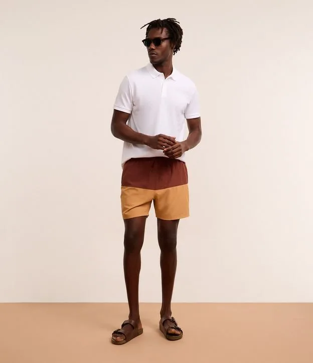 Bermuda em Ripstop com Bolso com Zíper e Estampa Bicolor