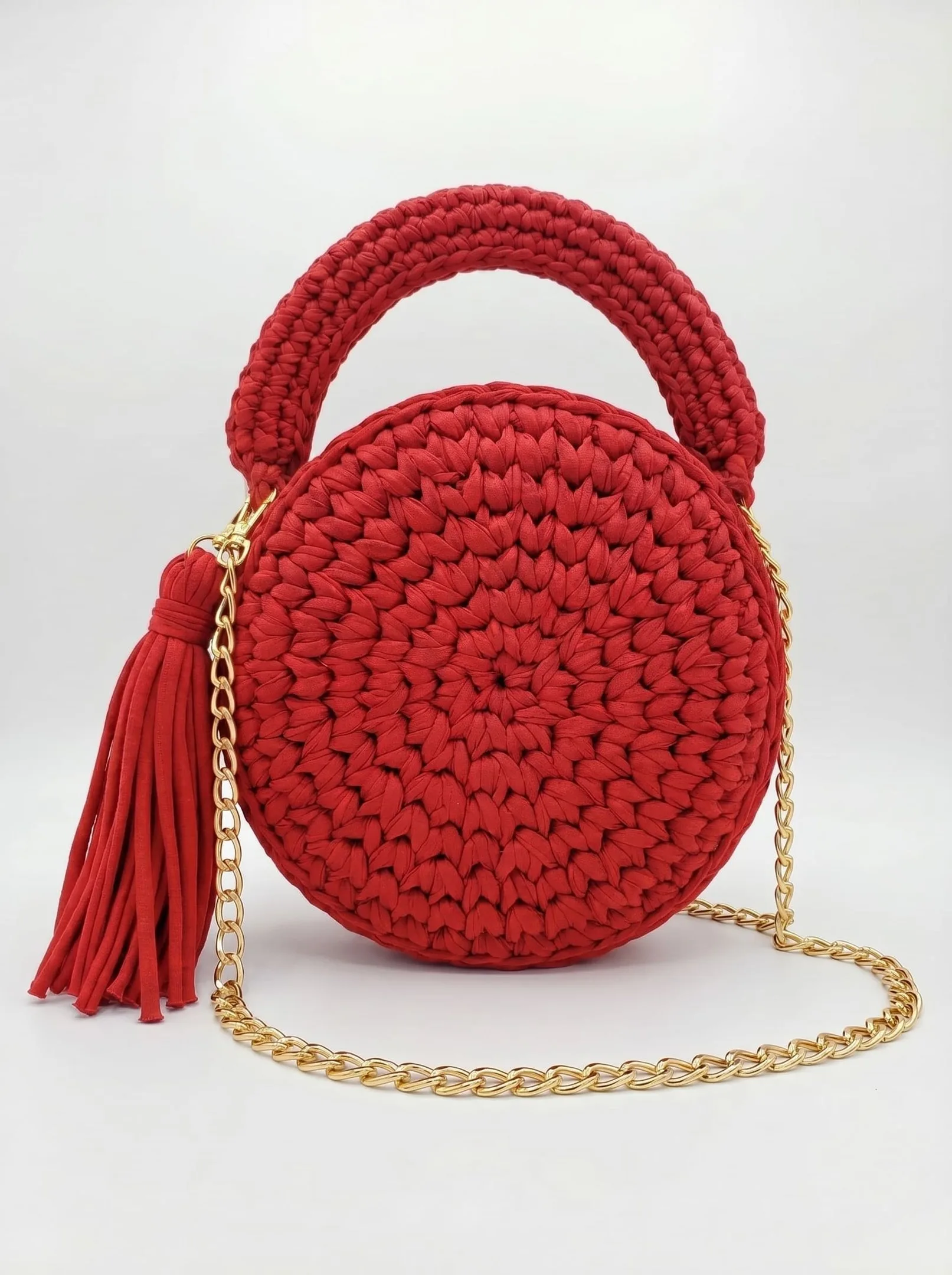 Bolsa Ravena em Croche Premium Elegancia Artesanal com Corrente Dourada