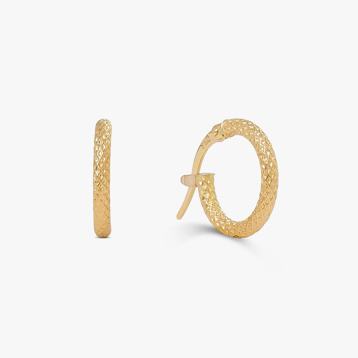 Brinco Argola Escamas Fio Redondo em Ouro Amarelo 18k