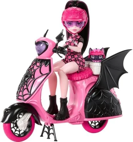 Monster High Draculaura com Scooter, Boneca Articulada com Pet Morcego, Scooter, Cesta, Acessórios e Capacetes Combinando