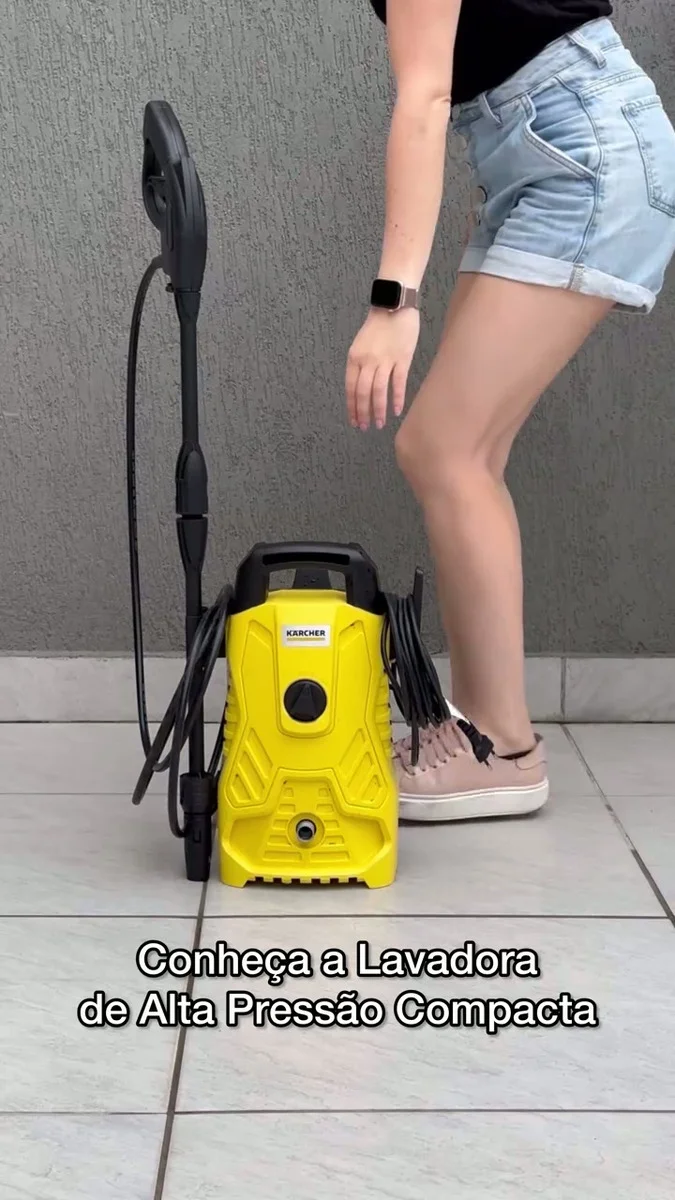 Lavadora de Alta pressão Kärcher Compacta 1500 PSI/Libras 1400W 300L/h com Aplicador de Detergente e Lança Regulável 127v