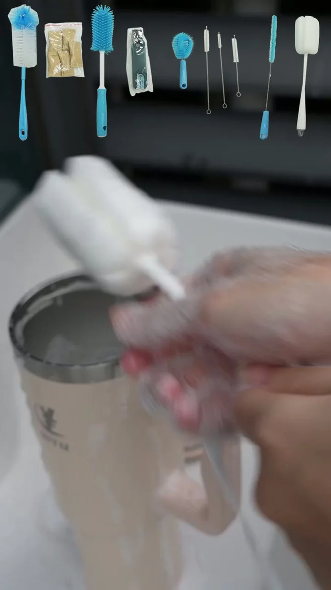 Escova Limpeza Mamadeira Copos Espuma Macia Limpeza Completa Cor Azul Celeste