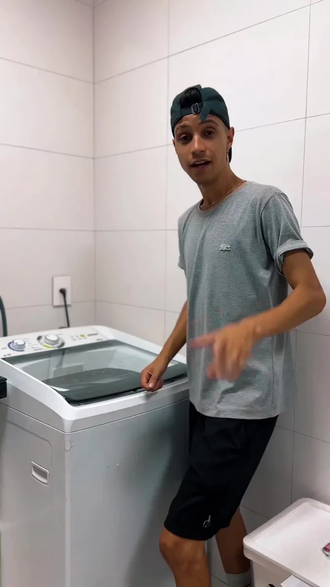 Máquina de lavar CWH12BB 12 kg com dosagem econômica e ciclo edredom cor branca Consul