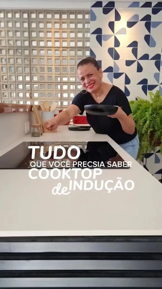 Cooktop de Indução 4 Bocas Preto com Trava de Segurança Dako Supreme