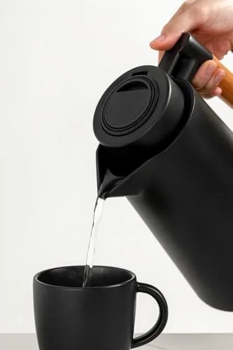 Garrafa Térmica 1L Premium – Design Elegante em Preto com Cabo de Madeira | Ideal para Café, Chá e Bebidas Quentes | Mesa Posta Sofisticada