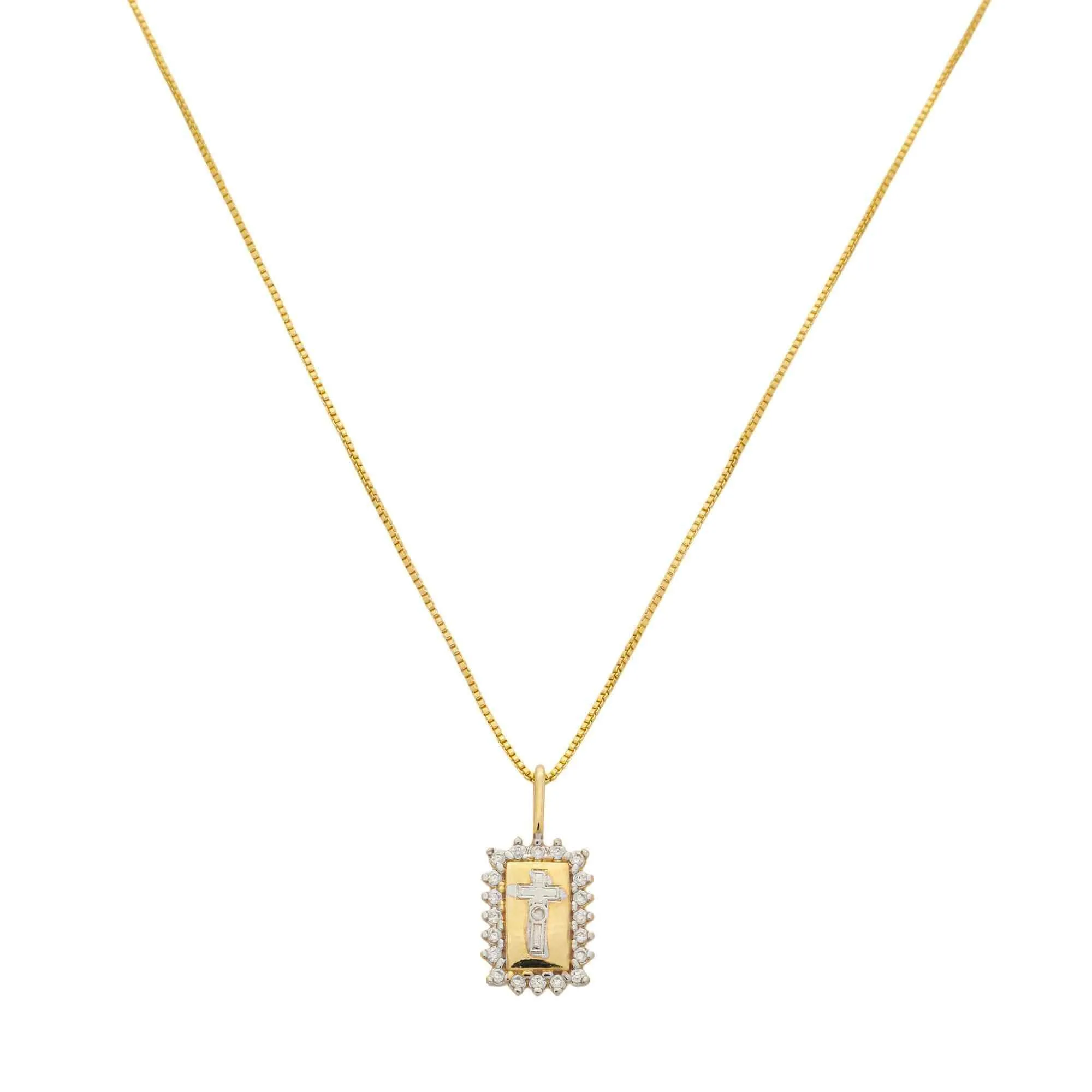 Colar Folheado a Ouro 18k Pingente Placa Crucifixo Borda Cravejada