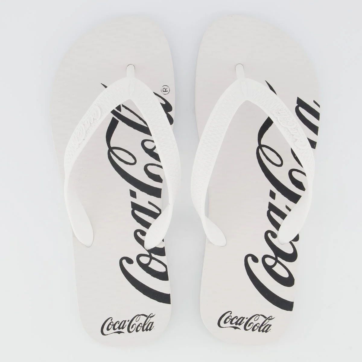 Chinelo Coca Cola Spencerian I Branco e Preto