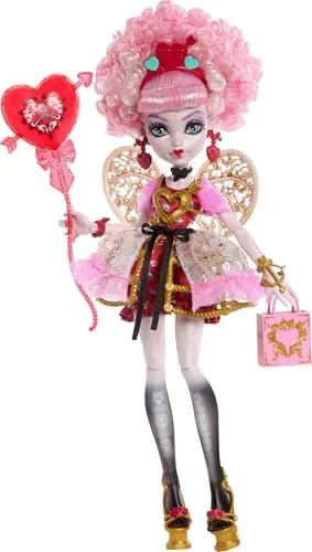 Monster High Cupid Asteria boneca com vestido de festa rosa e vermelho e acessórios temáticos como um convite, um balão, um presente, um leque e muito mais, JBG77