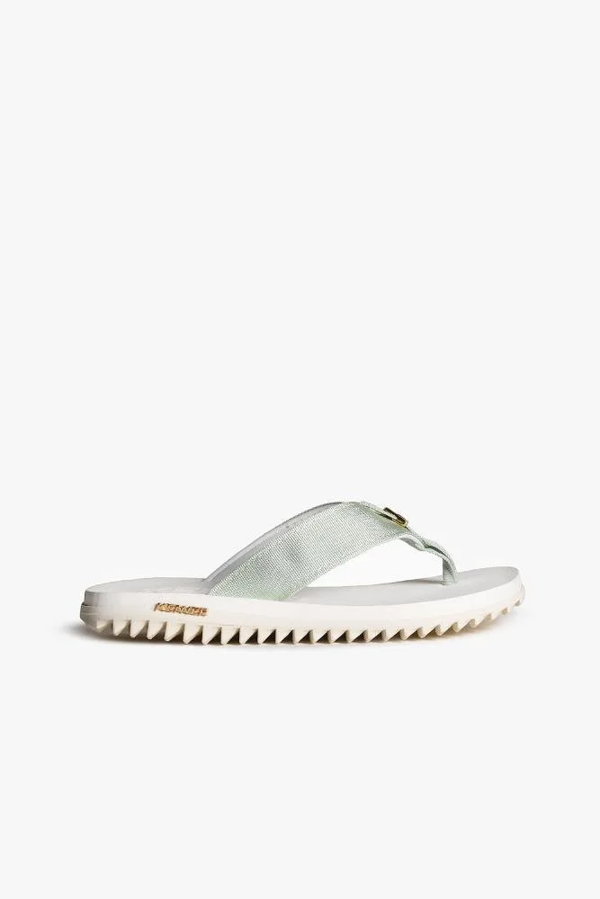 Chinelo Kenner Kivah