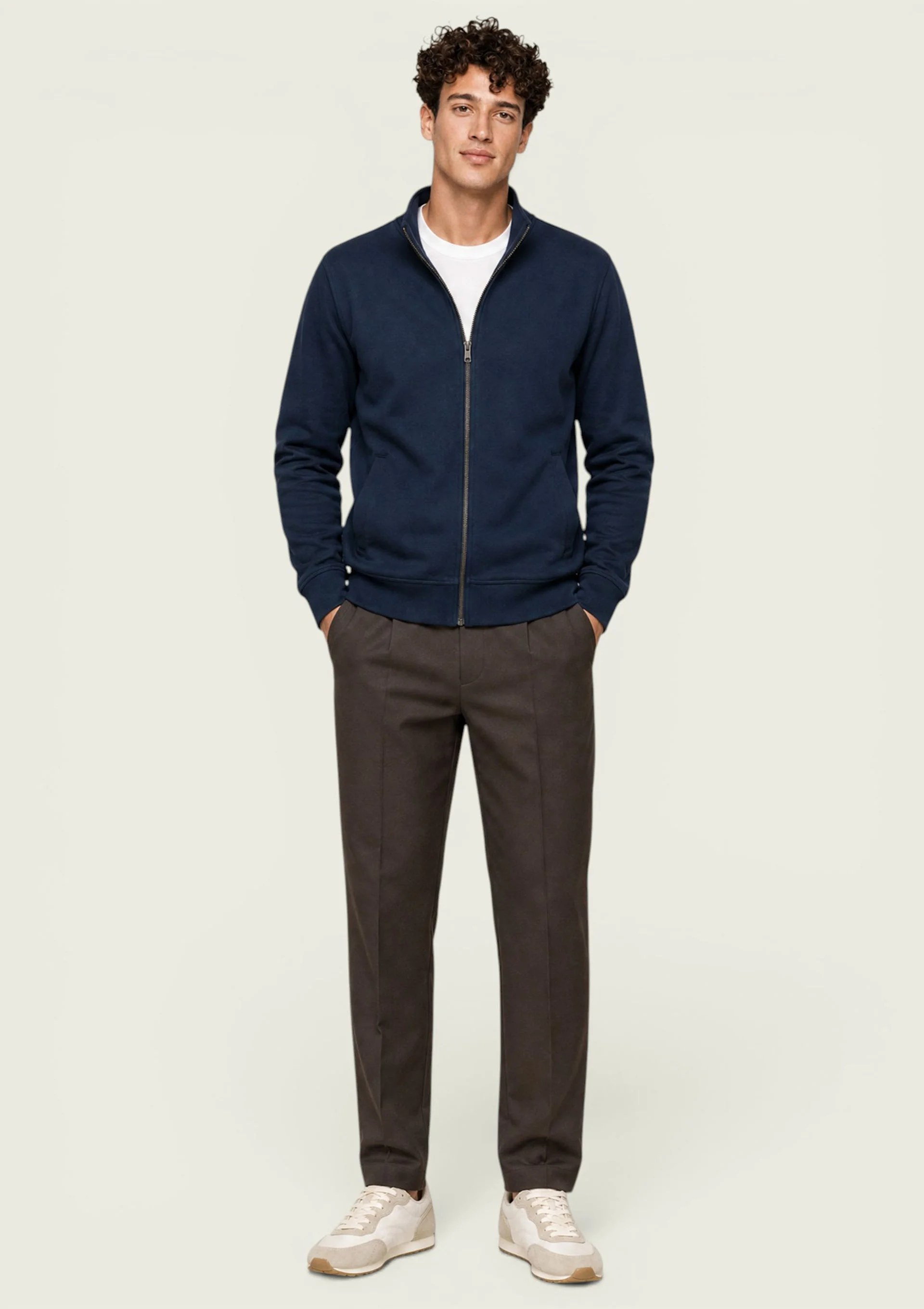 Calça Masculina Reta Em Malha Encorpada - Marrom